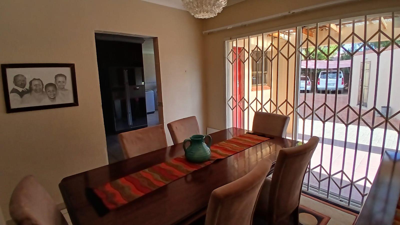 4 Bedroom Property for Sale in Pellissier Free State